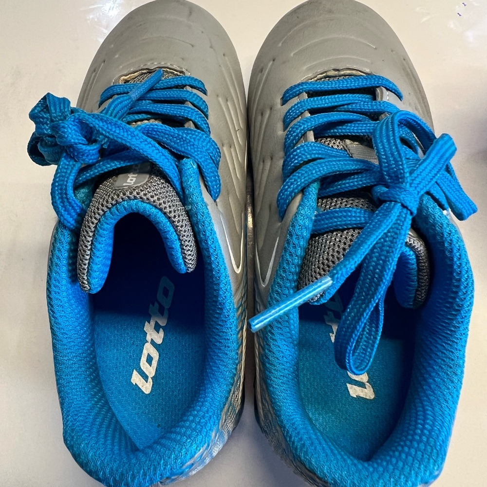 Lotto Kids Roma 700 Soccer Cleats Gray and Blue Size 9